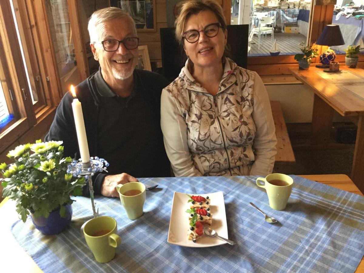 Lomakyla Kultahiekat Hotel Manamansalo Buitenkant foto