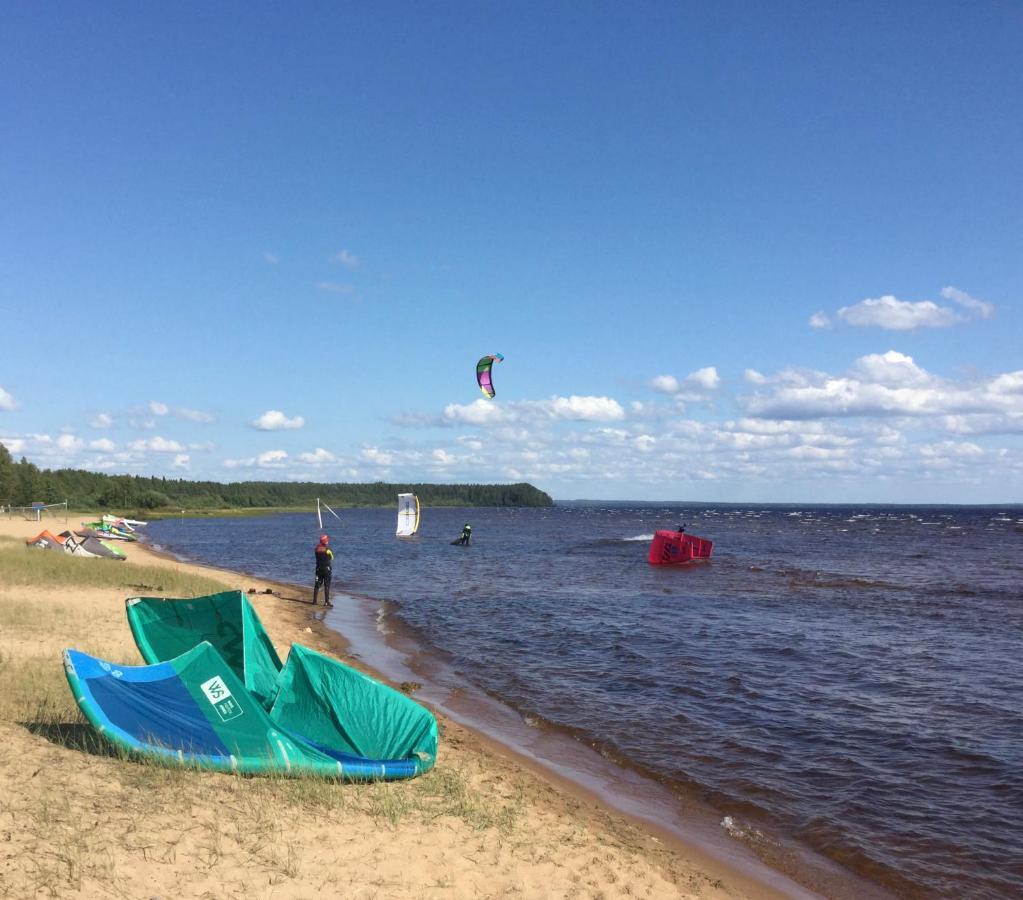 Lomakyla Kultahiekat Hotel Manamansalo Buitenkant foto