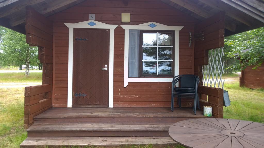 Lomakyla Kultahiekat Hotel Manamansalo Buitenkant foto