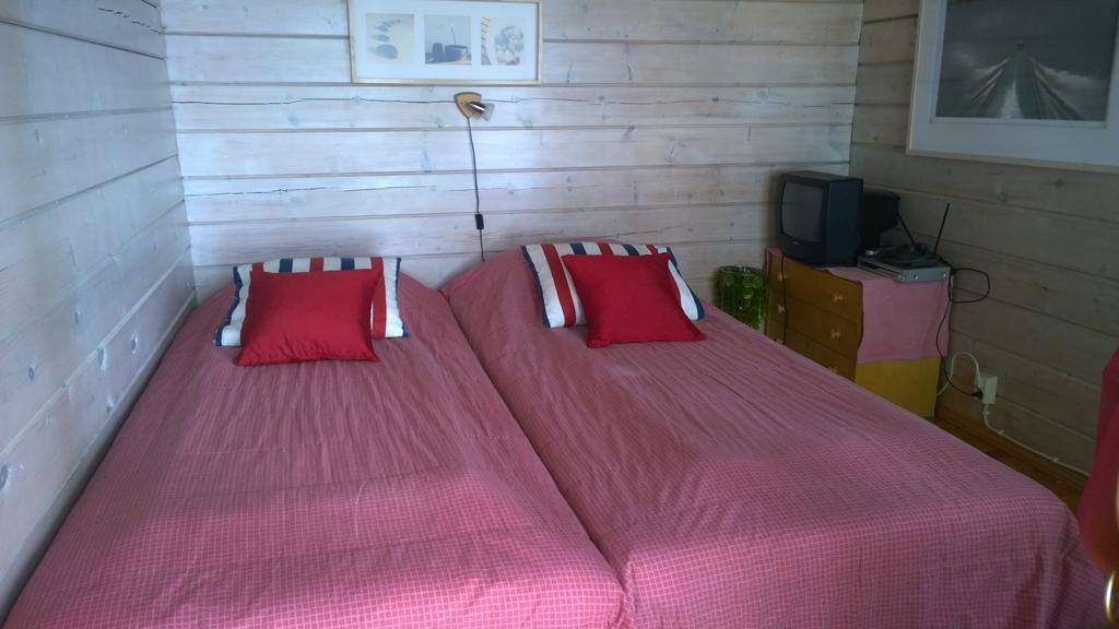 Lomakyla Kultahiekat Hotel Manamansalo Buitenkant foto