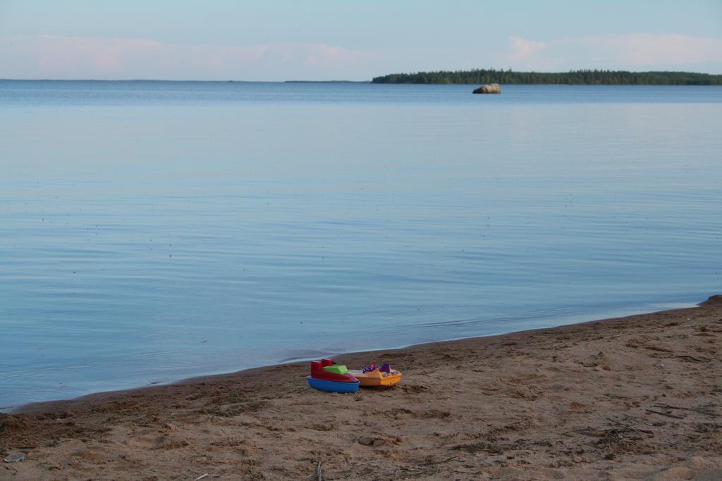 Lomakyla Kultahiekat Hotel Manamansalo Buitenkant foto
