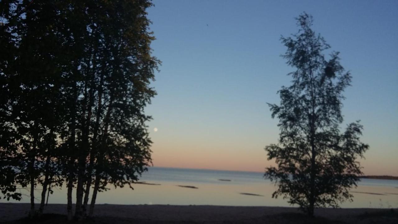 Lomakyla Kultahiekat Hotel Manamansalo Buitenkant foto
