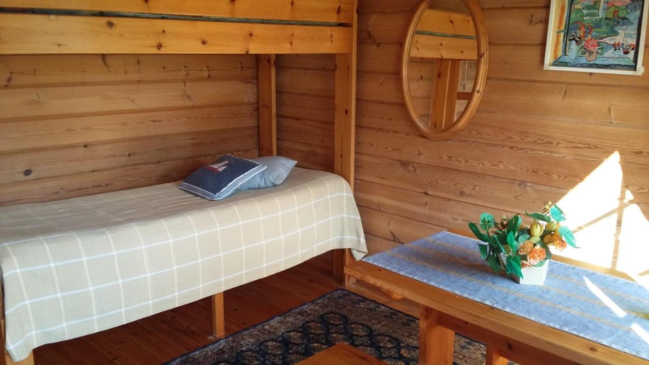 Lomakyla Kultahiekat Hotel Manamansalo Buitenkant foto