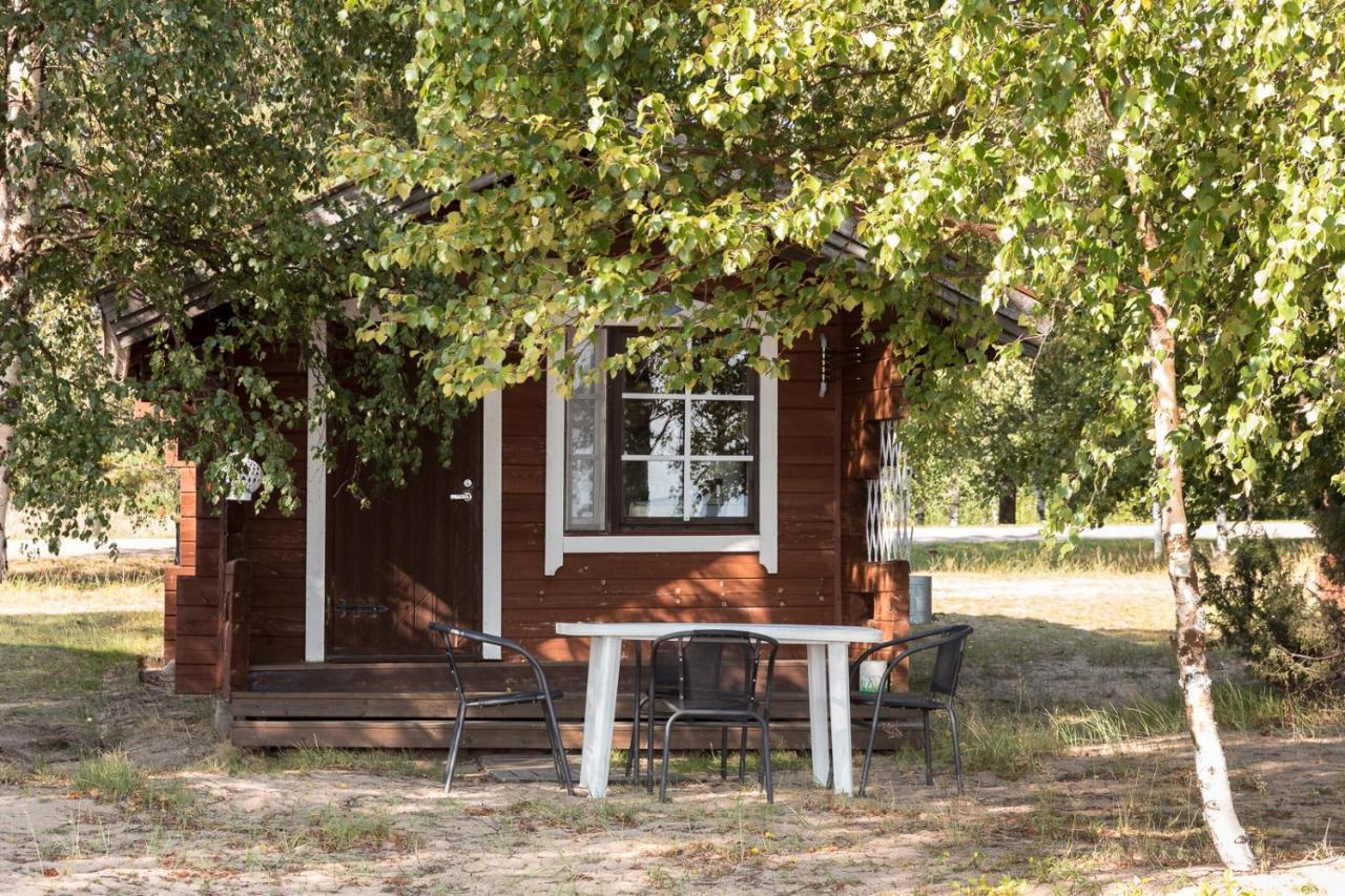 Lomakyla Kultahiekat Hotel Manamansalo Buitenkant foto