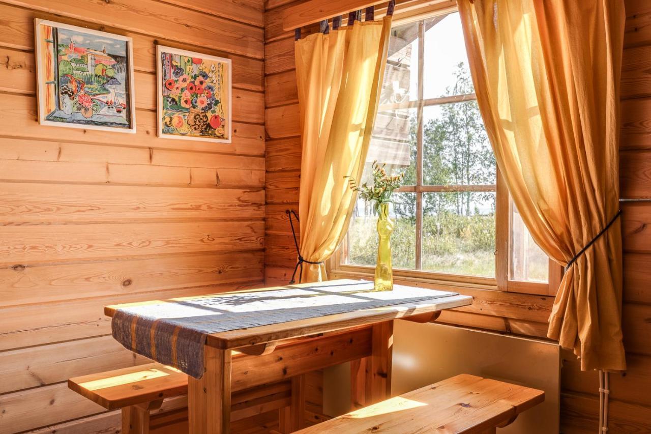 Lomakyla Kultahiekat Hotel Manamansalo Buitenkant foto