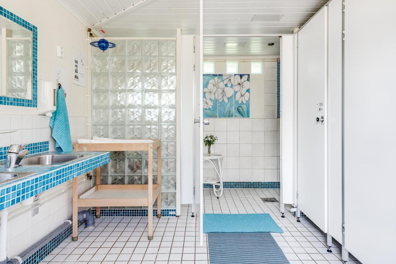 Lomakyla Kultahiekat Hotel Manamansalo Buitenkant foto