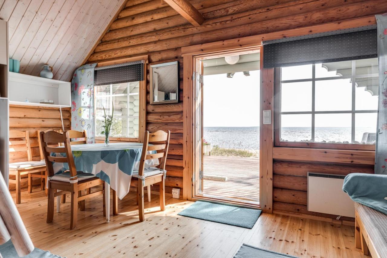 Lomakyla Kultahiekat Hotel Manamansalo Buitenkant foto